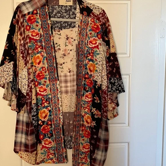 Savanna Jane Multicolor Floral patchwork embroidered Kimono - Picture 1 of 6